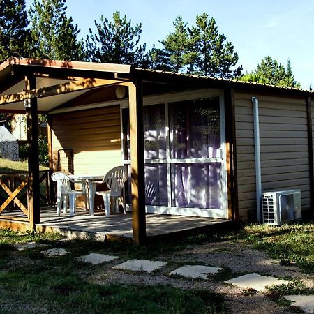 Camping Municipal La Sapinette 基扬 外观 照片