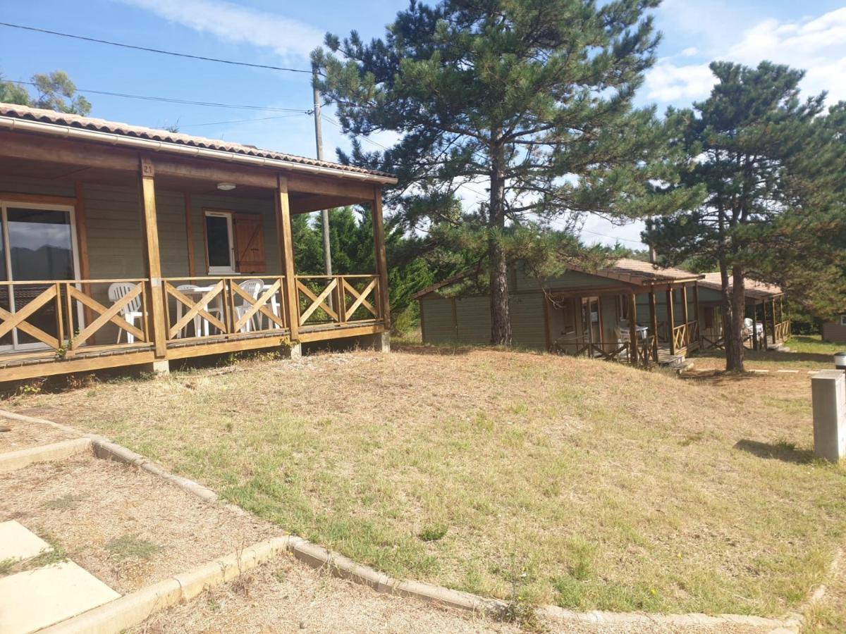 Camping Municipal La Sapinette 基扬 外观 照片